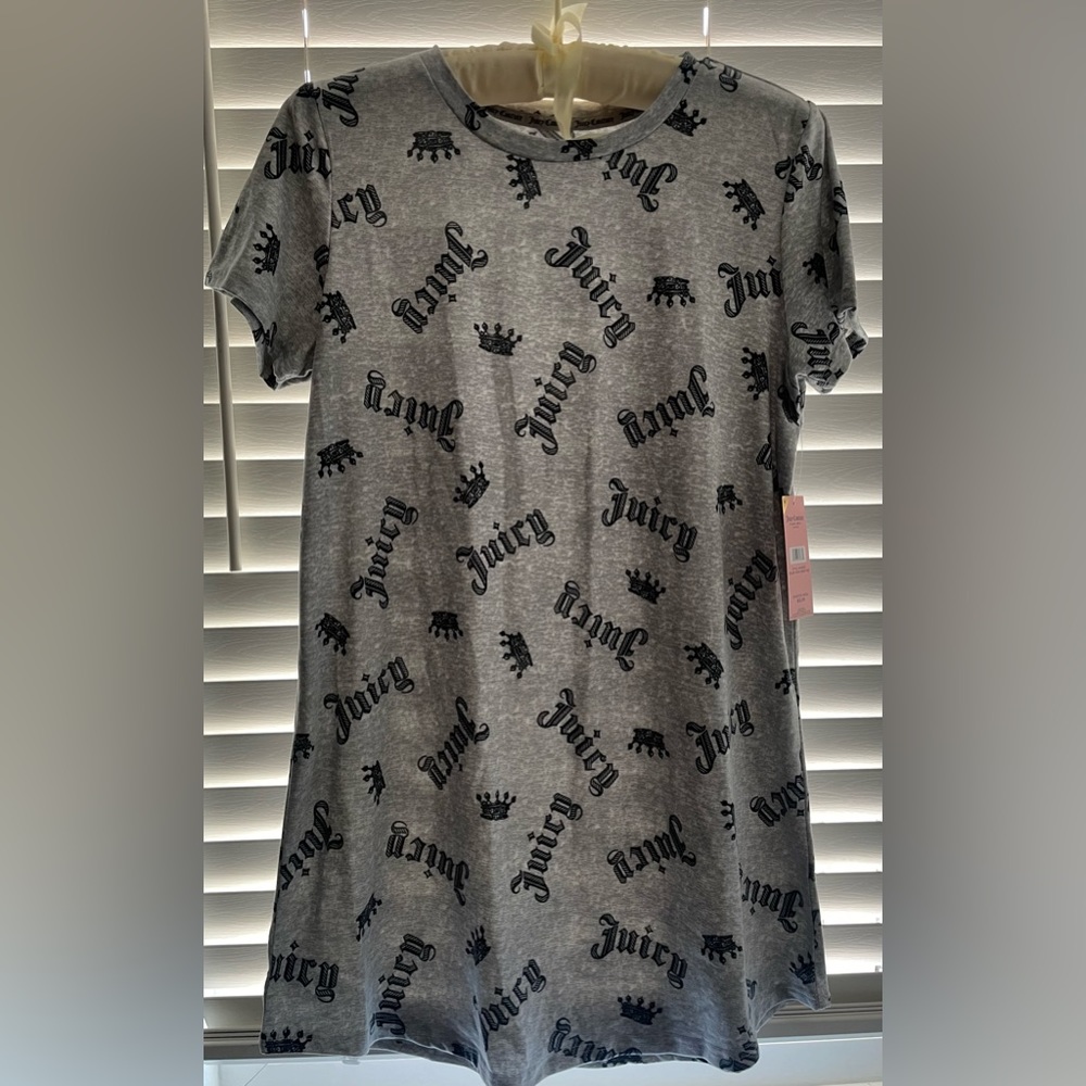 NEW with tags JUICY COUTURE Sleepwear size medium.